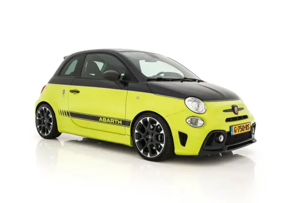 1.4 T-Jet Competizione 70th Anniversary ( One of 1958 ! ) (INCL-BTW) Aut. *AKRAPOVIC-EXHAUST | RECARO-SPORTSEATS | XENON | NAVI-FULLMAP | BREMBO-BRAKES | CARBON | SHIFTPADDLES | DIGI-COCKPIT