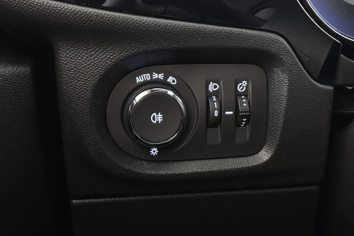 1.2 Turbo Hybrid GS Camera Carplay Dodehoek detectie