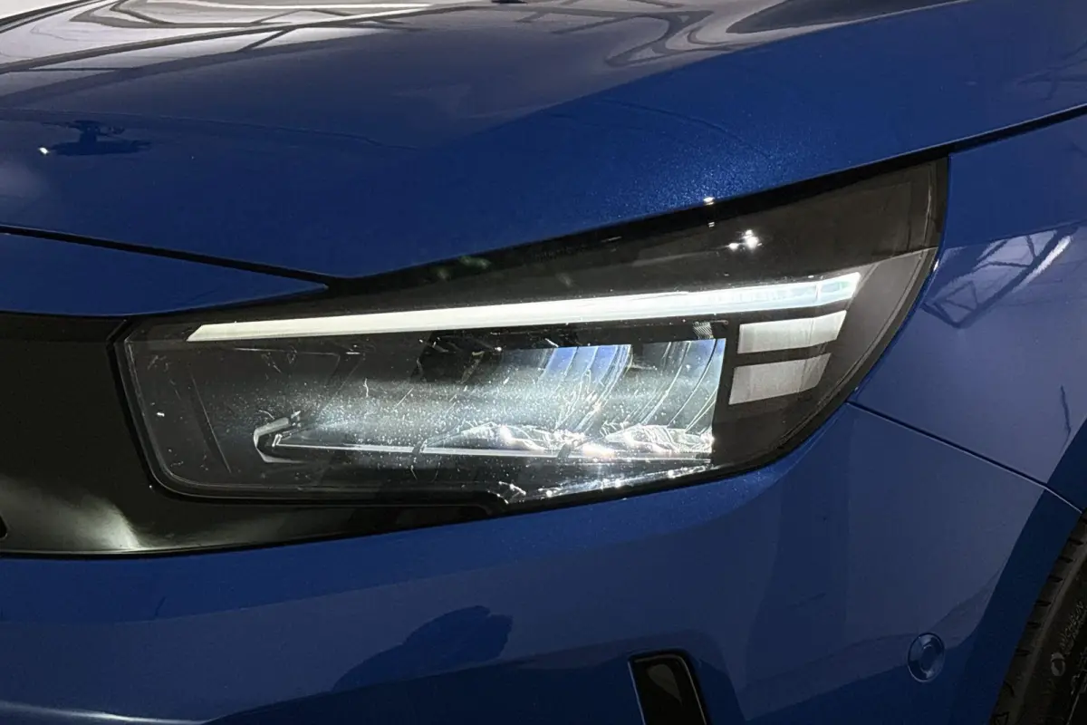 1.2 Turbo Hybrid GS Camera Carplay Dodehoek detectie