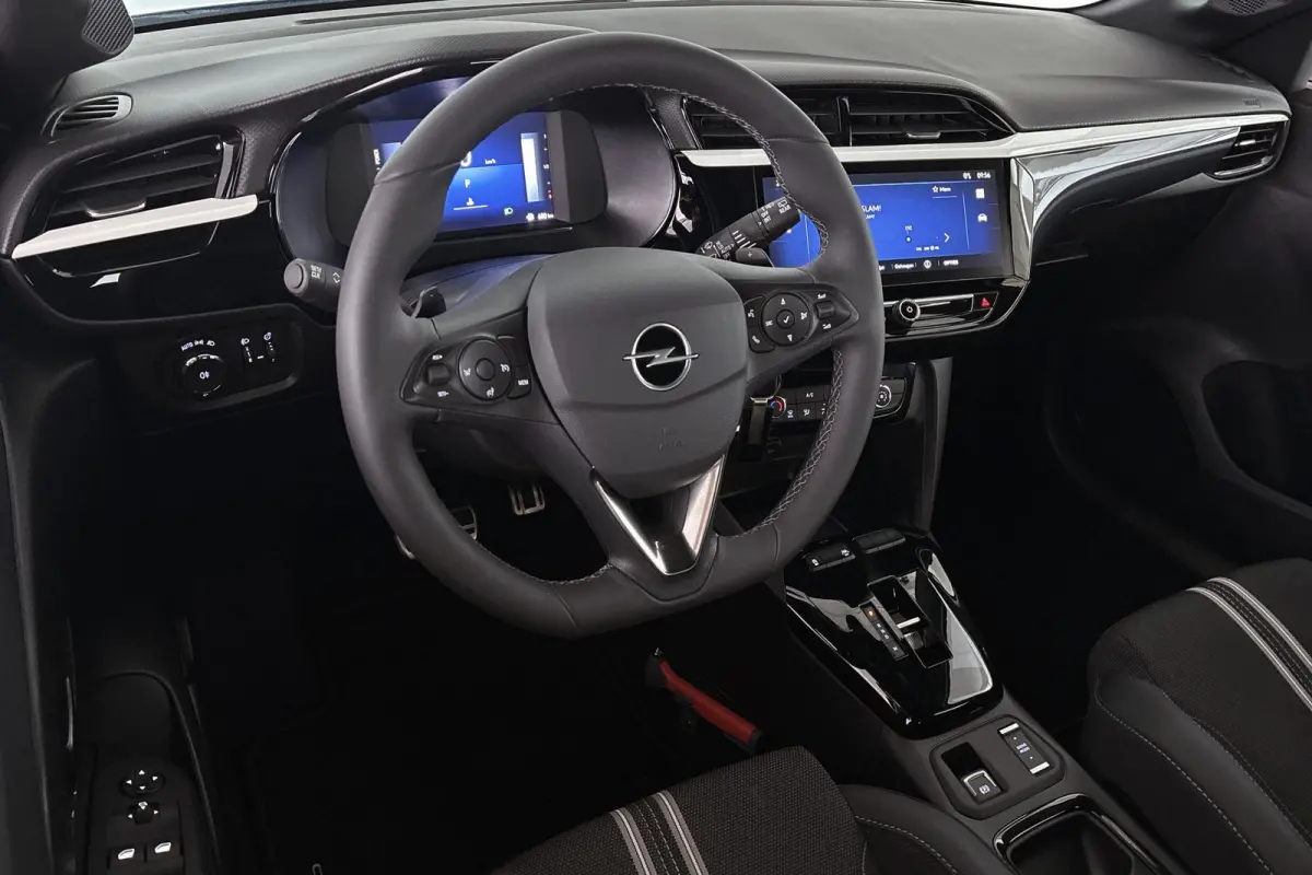 1.2 Turbo Hybrid GS Camera Carplay Dodehoek detectie