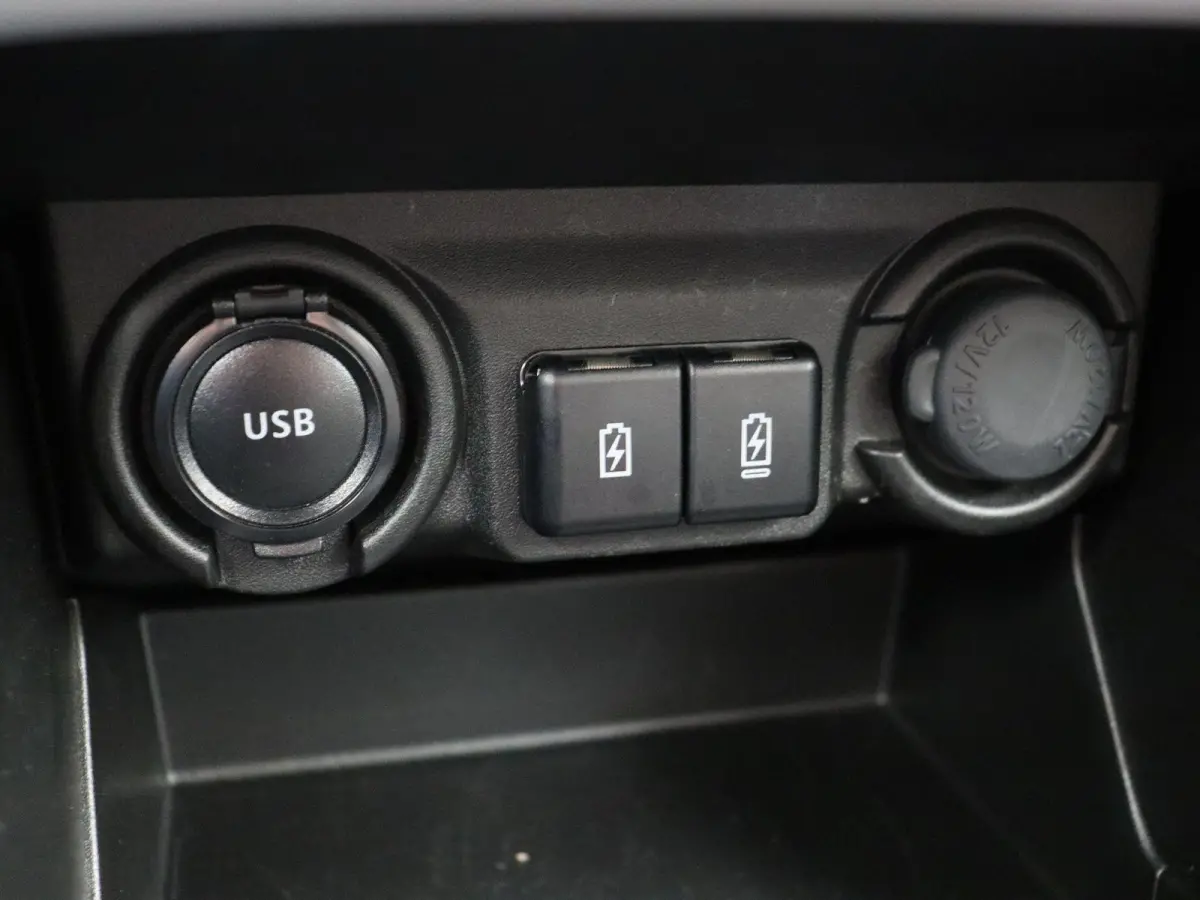 1.2 Comfort Smart Hybrid | Stoelverwarming | Achteruitrijcamera | Cruise Control Adaptief | Keyless Entry |