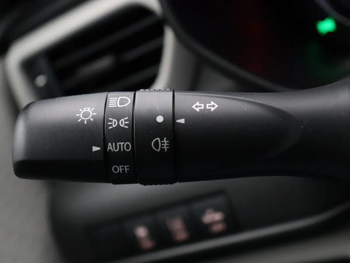 1.2 Comfort Smart Hybrid | Stoelverwarming | Achteruitrijcamera | Cruise Control Adaptief | Keyless Entry |