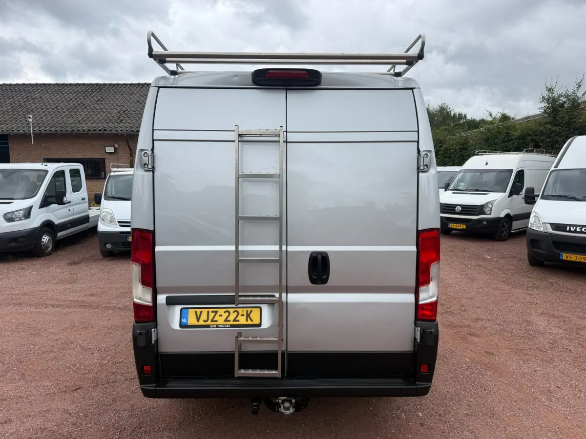 30 2.3 MultiJet L2H2 Navigatie / Cruise Control / Imperiaal