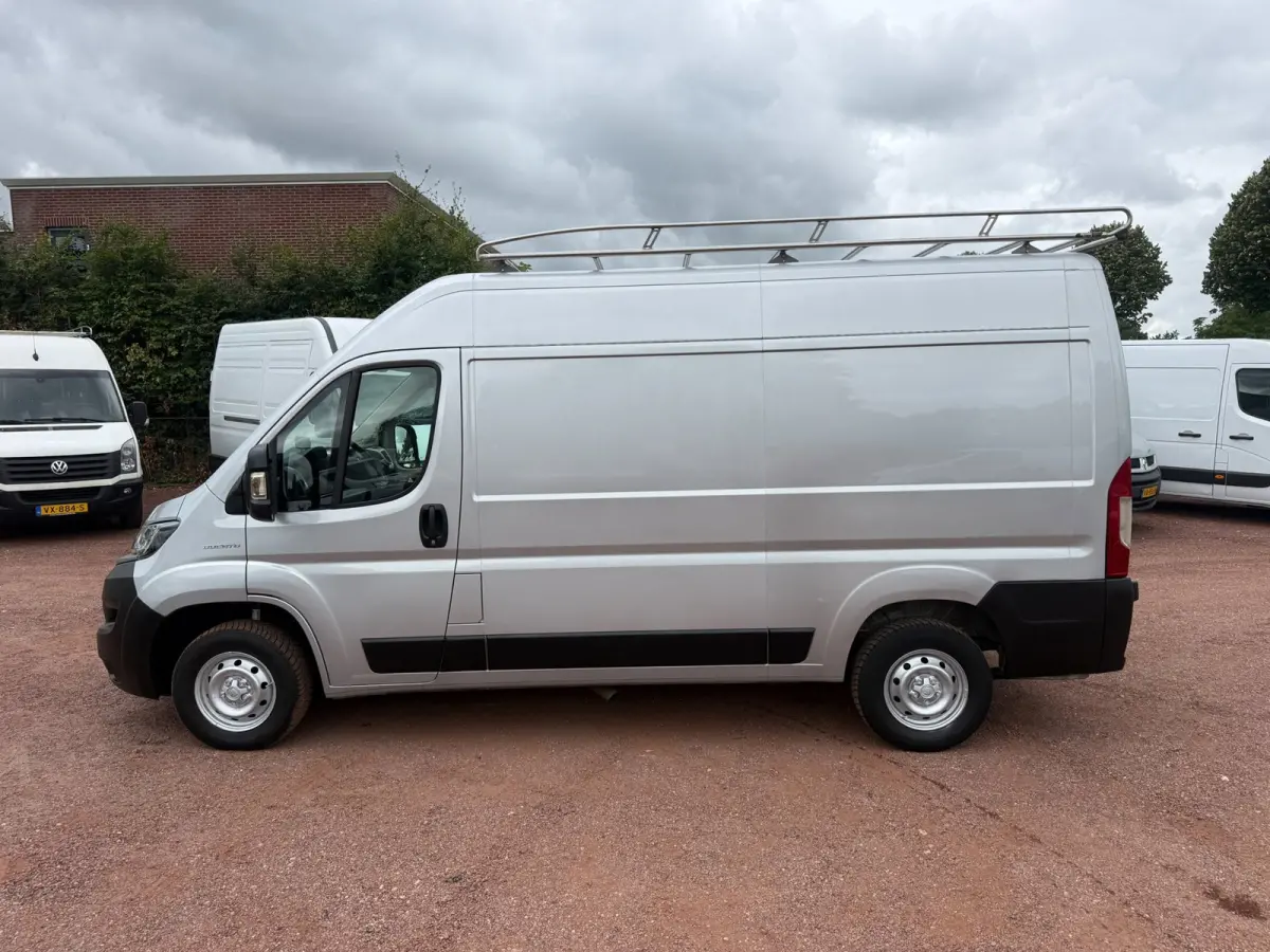 30 2.3 MultiJet L2H2 Navigatie / Cruise Control / Imperiaal