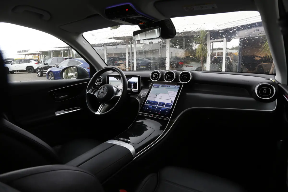 4MATIC Plug in hybride*Perfect Onderh.*Leder/Stoelverw./Sfeer/Apple Carplay-Android/Snellader/LED/DAB/Rijstrook/Cruise-Control/Camera/Parkeersens.V+A*