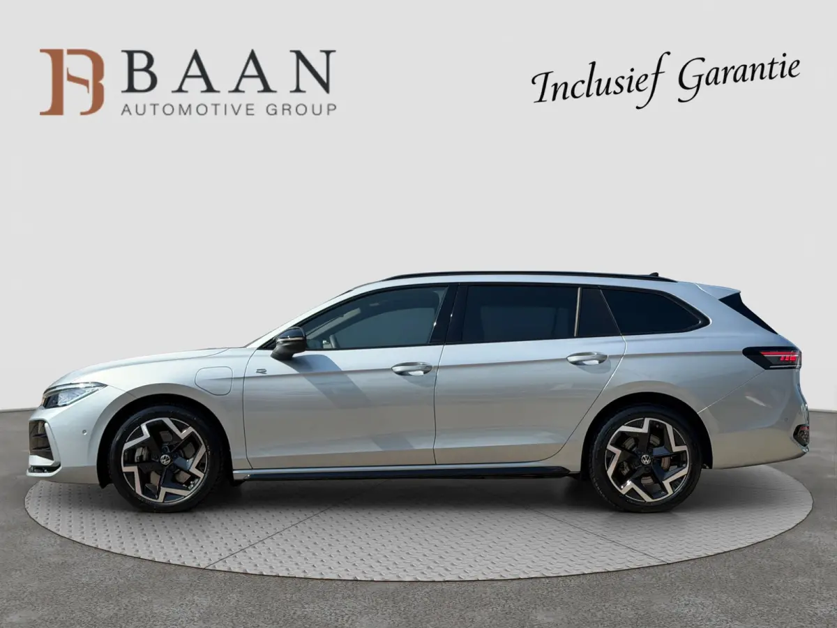 1.5 eHybrid R-Line Edition|Full Option! 5jr garantie!