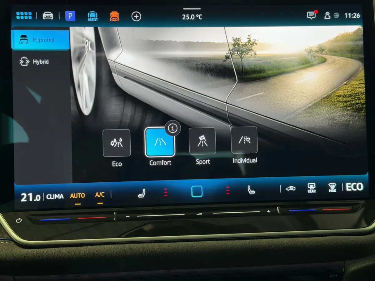 1.5 eHybrid R-Line Edition|Full Option! 5jr garantie!