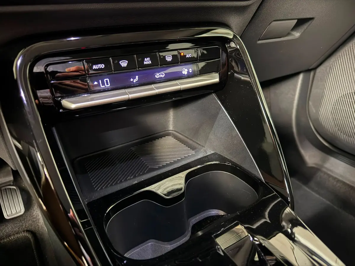 Hybrid 145pk Plus Automaat - camera