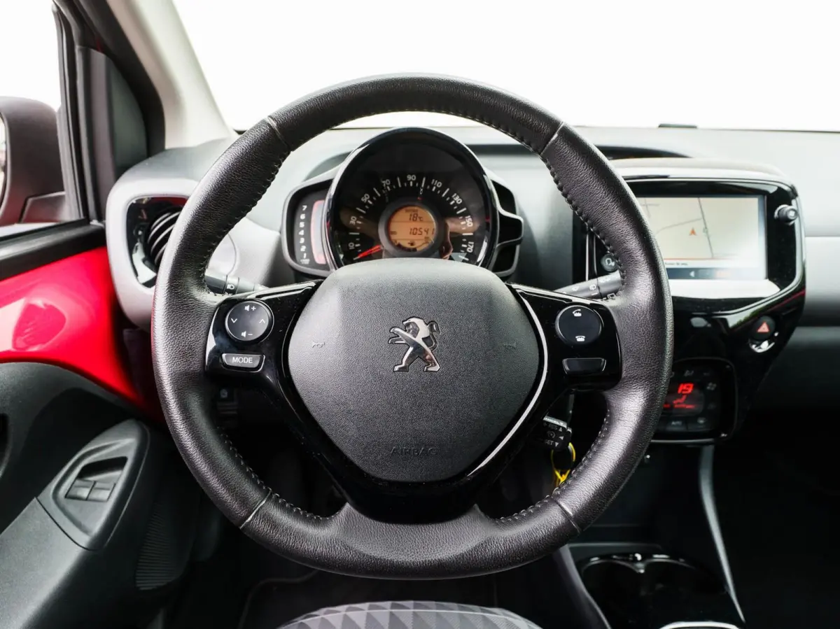 1.0 e-VTi Allure 5drs. TOP! | Open dak | Camera | Slechts 10.541km
