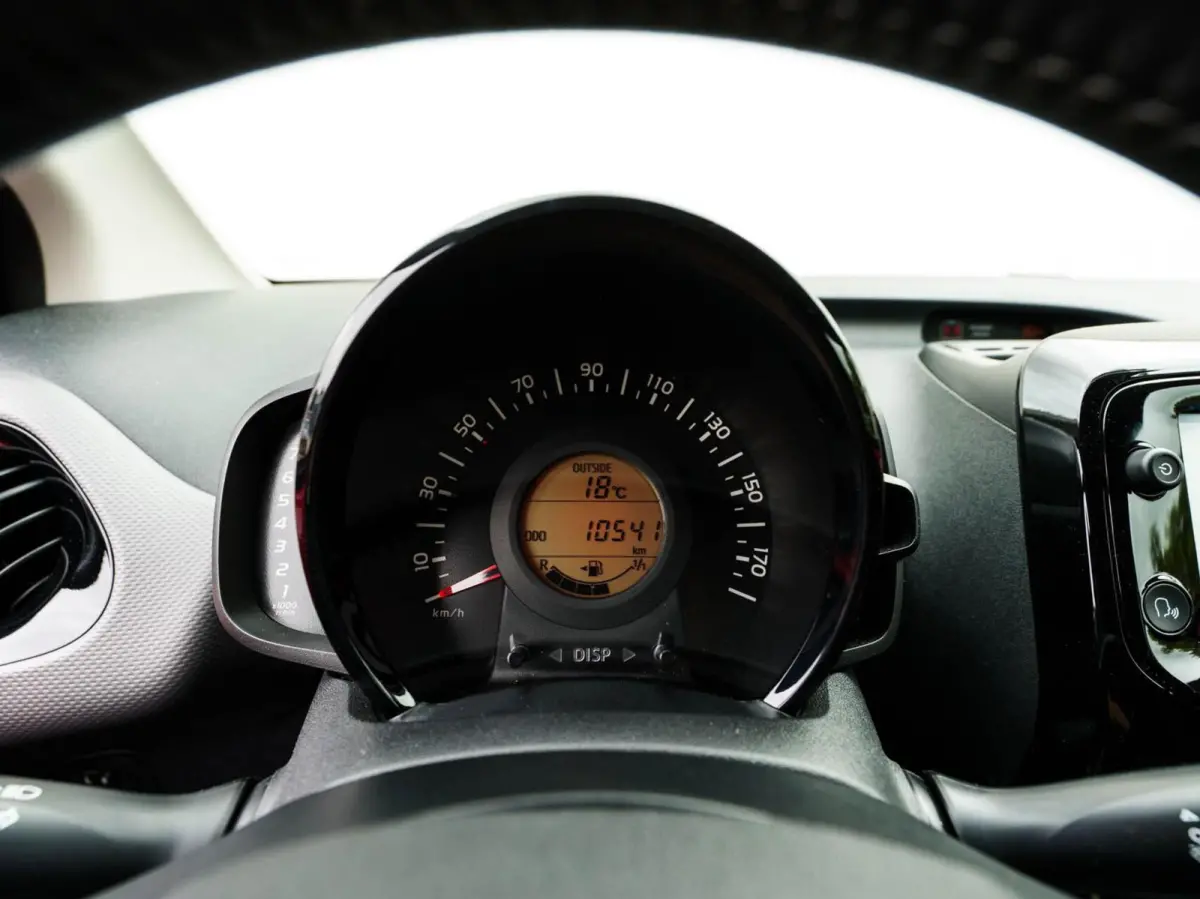 1.0 e-VTi Allure 5drs. TOP! | Open dak | Camera | Slechts 10.541km