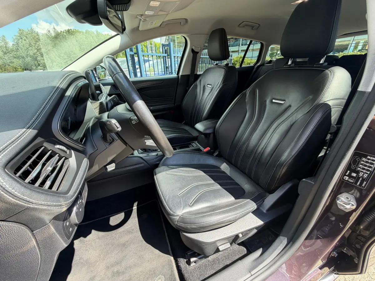 1.0 EcoBoost Vignale Trekhaak /Winterpak/B&O