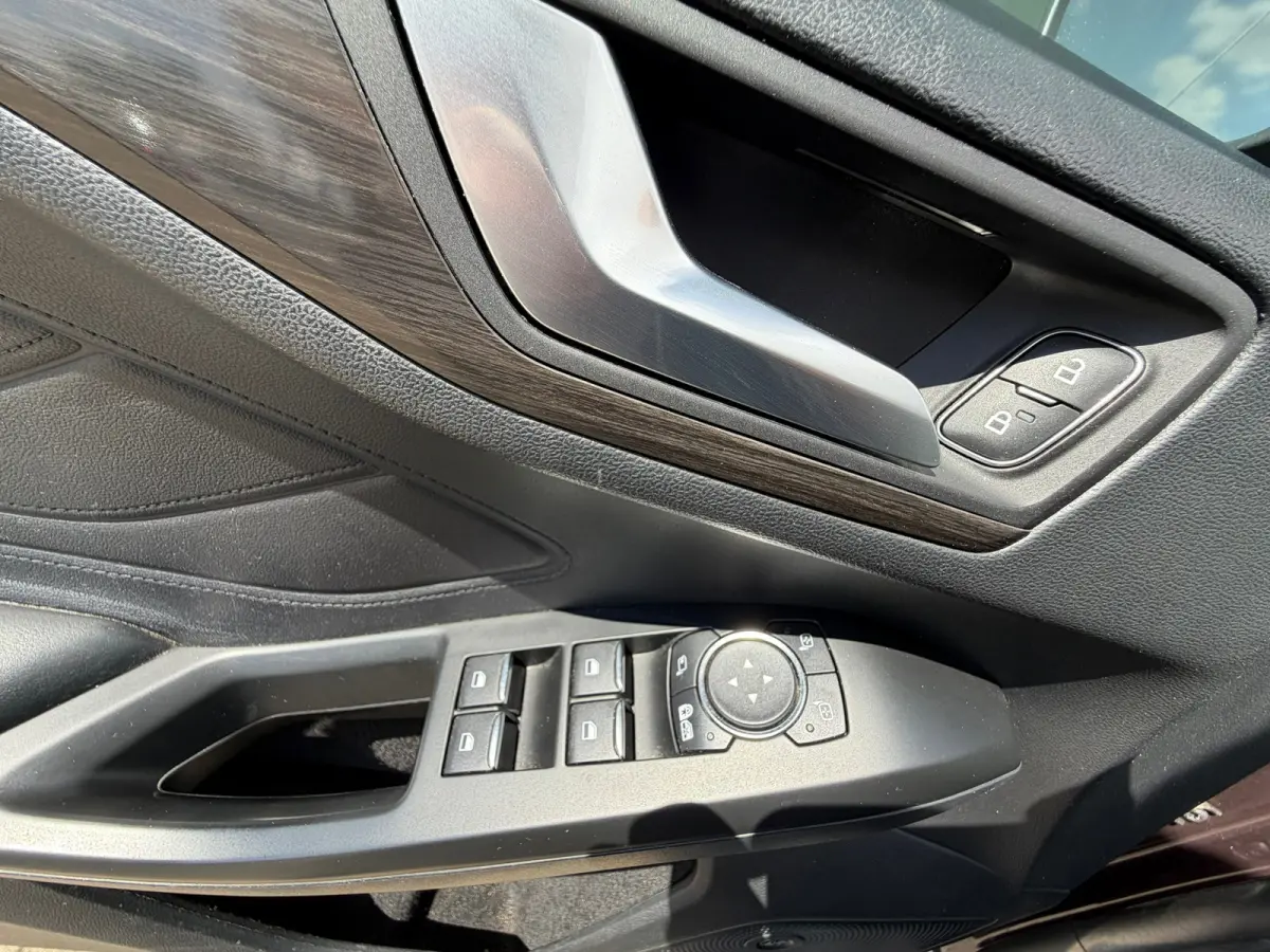 1.0 EcoBoost Vignale Trekhaak /Winterpak/B&O