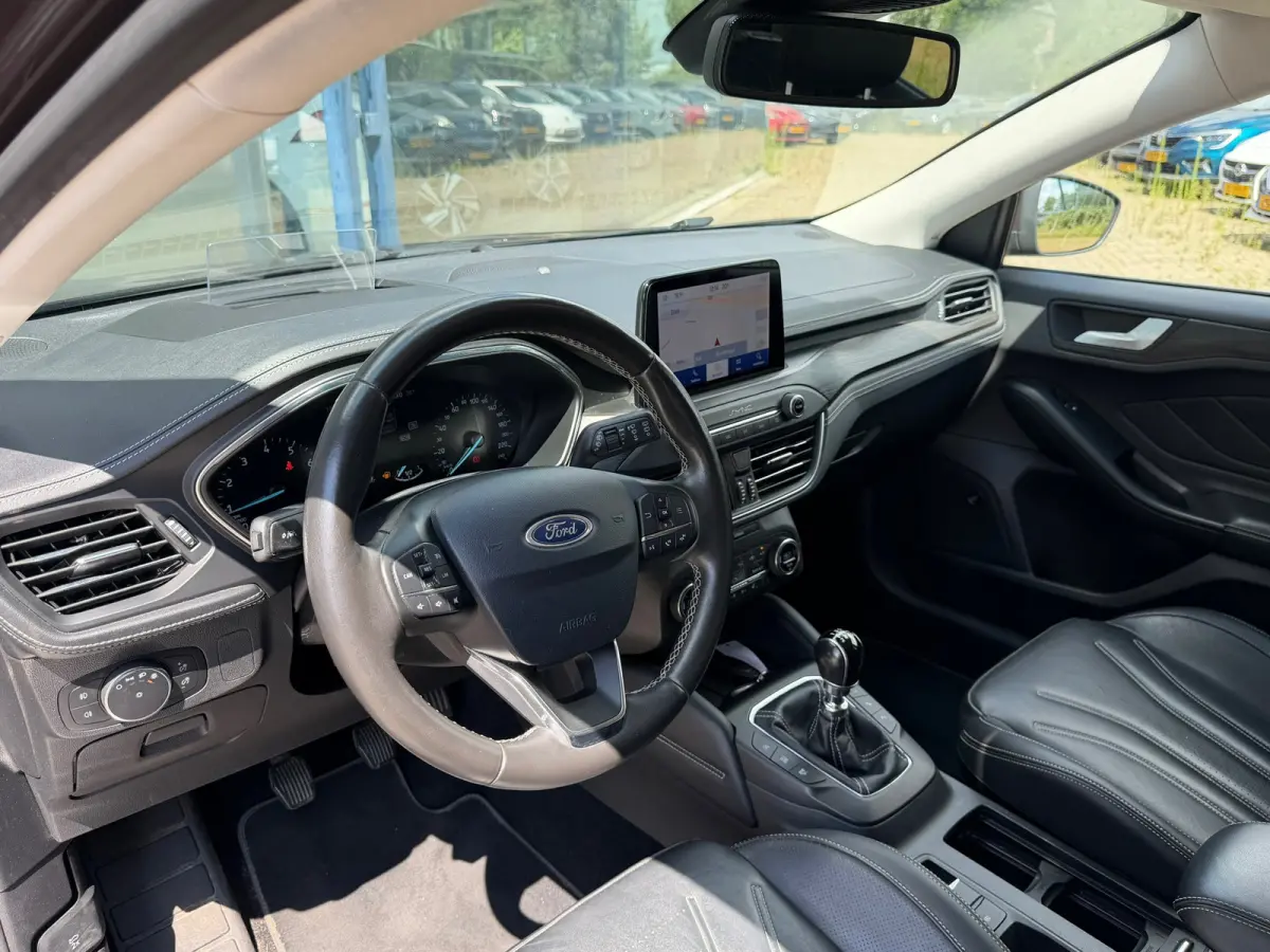 1.0 EcoBoost Vignale Trekhaak /Winterpak/B&O
