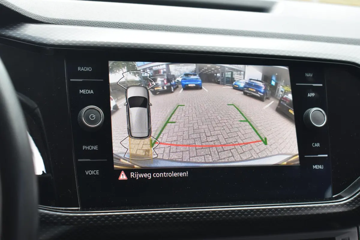 1.0 TSI Style Automaat | Carplay Navi | Stoelverwarming | Parkeercamera | 12 mnd BOVAG Garantie | Whatsapp 06-53188999