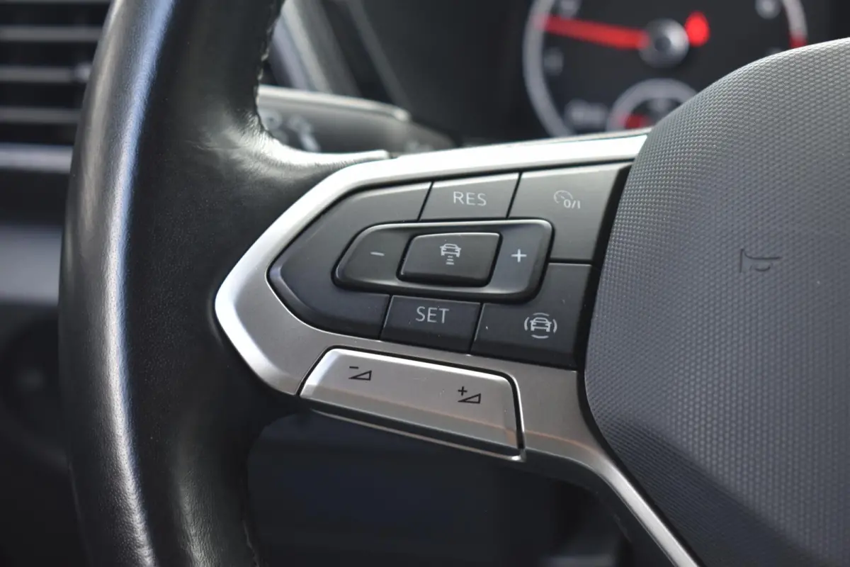 1.0 TSI Style Automaat | Carplay Navi | Stoelverwarming | Parkeercamera | 12 mnd BOVAG Garantie | Whatsapp 06-53188999