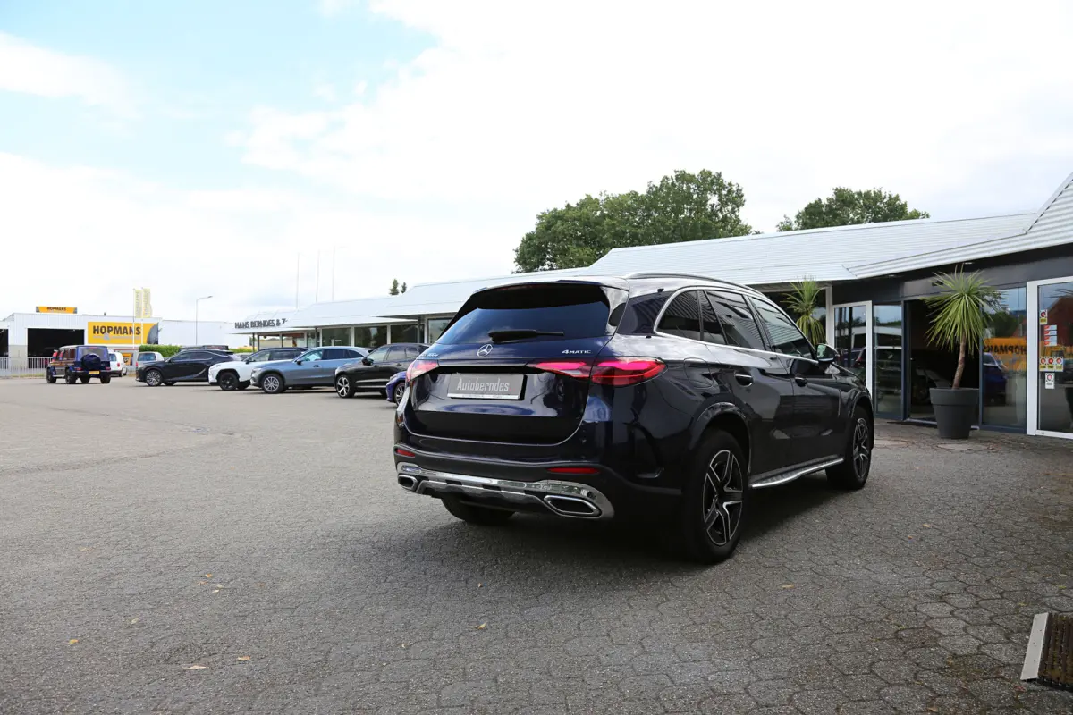Plug in hybride 4MATIC AMG Line*Perfect MB Onderh.*Luchtvering/Elek. Trekhaak/360/ACC/Burmester/Treeplanken/Bi-Color Leder/HUDLED/DAB/Sfeer/Dodehoek/Apple Carplay-Android/Parkeersens.V+A/19 