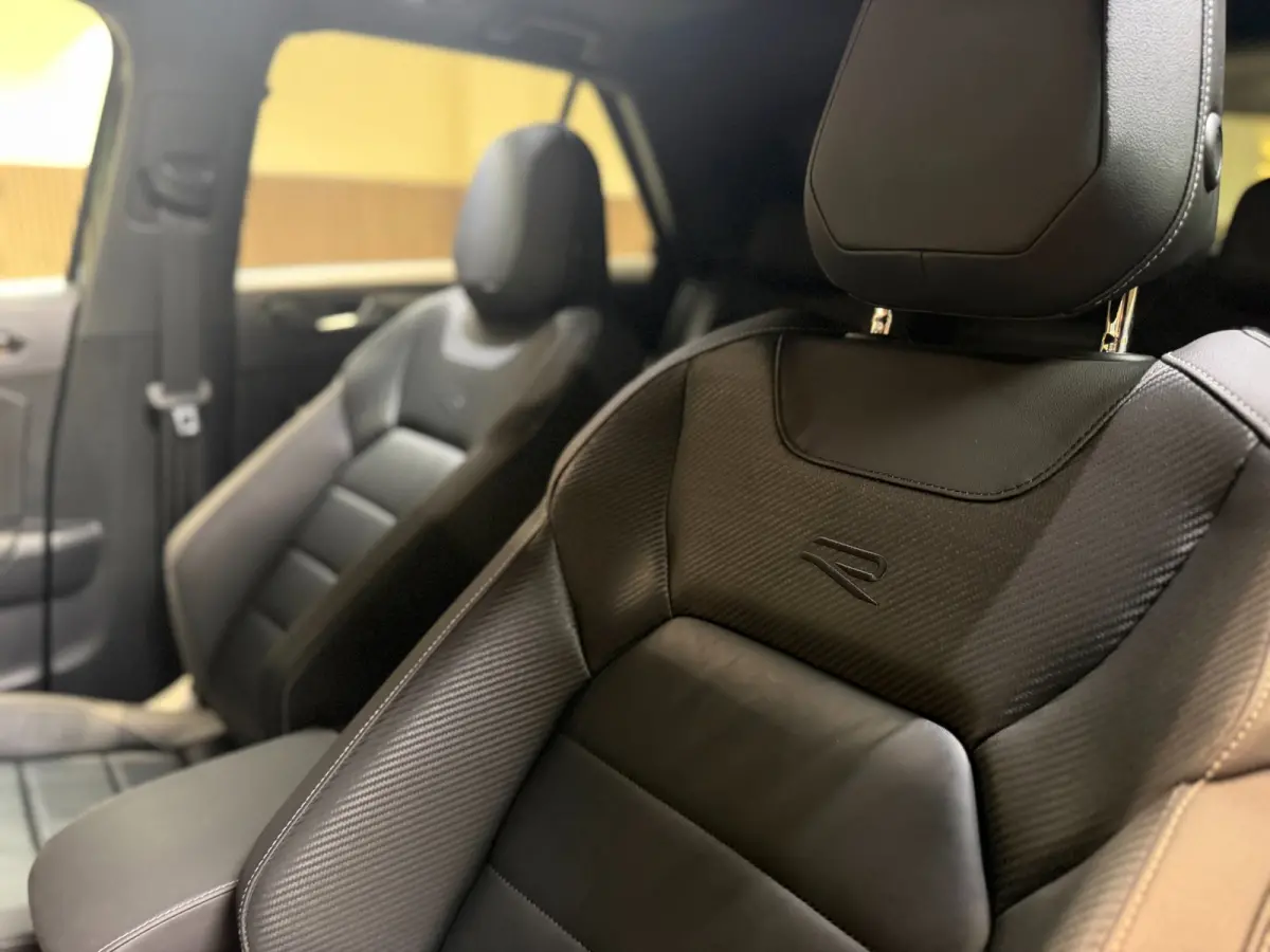 R 2.0 TSI 4Motion Sport 300pk|Pano|Leder|Beats|Keyless|