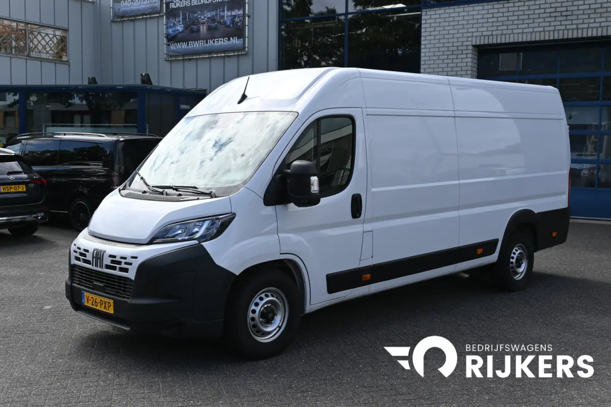 L4H2 140 pk 2.2 Maxi Camera, 270 Graden achterdeuren