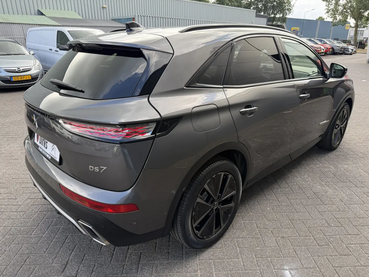 225pk E-Tense Esprit De Voyage (Leder incl verwarming/koeling/massage/geheugen - Elektrische klep - Keyless Entry - LED - Automatische Airco - Camera - BRM uurwerk)