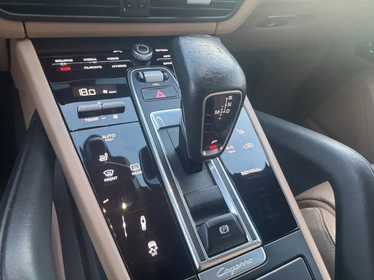 3.0 E-Hybrid 1e Eig! dealer onderhoud! Incl.btw!