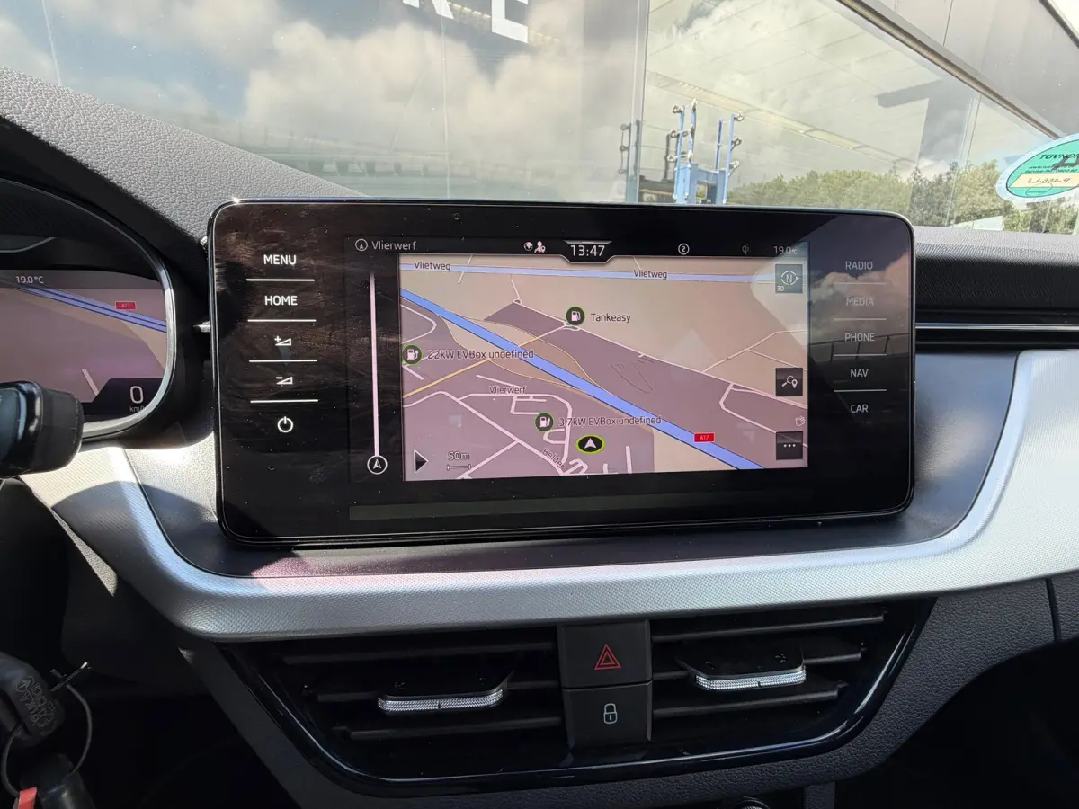 1.0 TSI Sport Business Navigatie/Apple Carplay/Camera