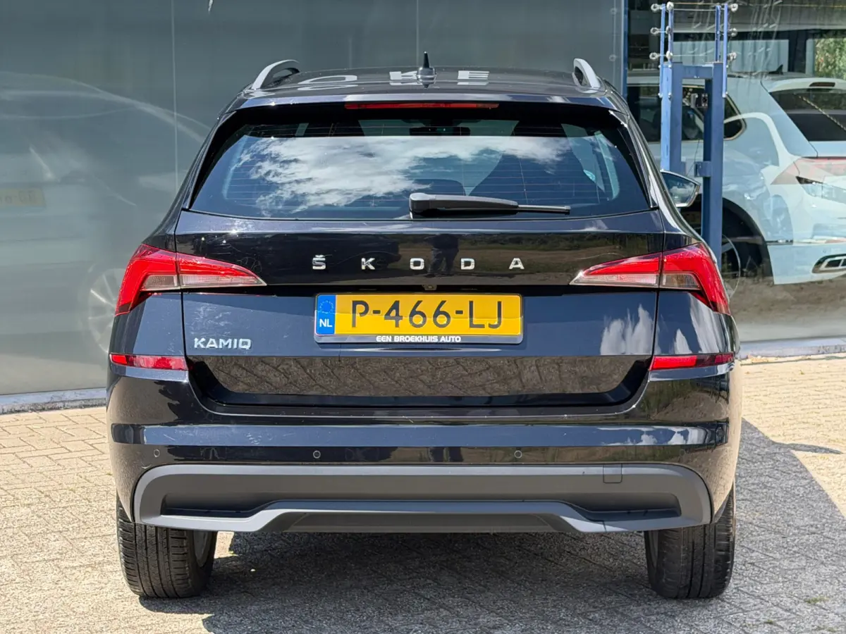 1.0 TSI Sport Business Navigatie/Apple Carplay/Camera