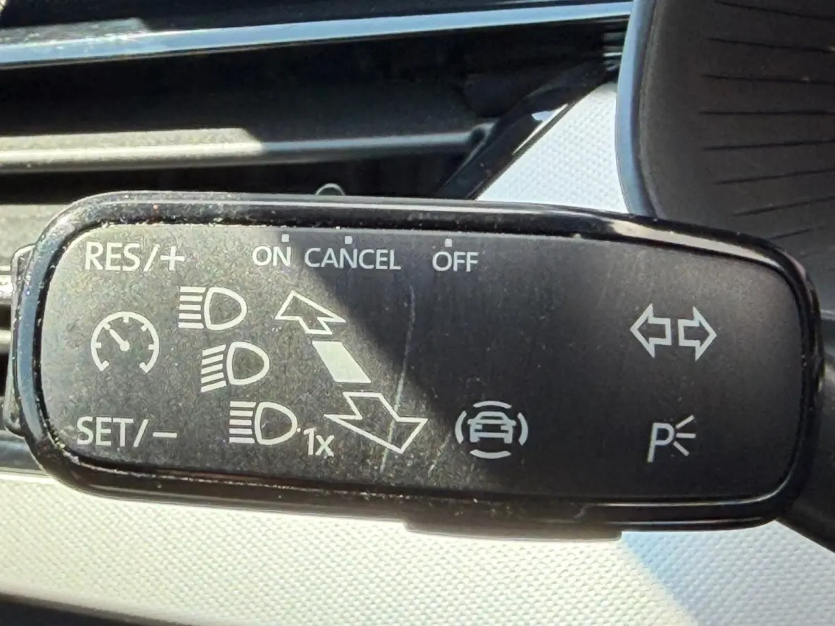 1.0 TSI Sport Business Navigatie/Apple Carplay/Camera