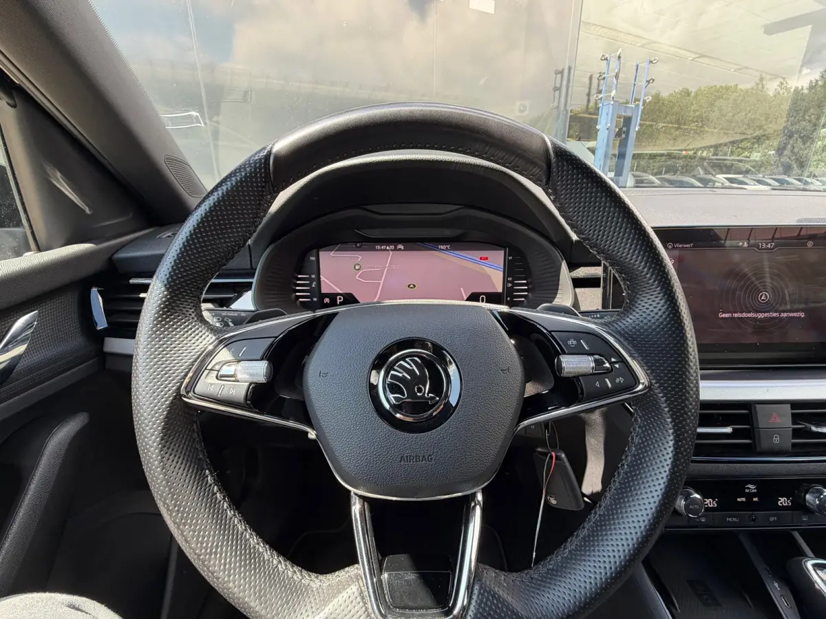 1.0 TSI Sport Business Navigatie/Apple Carplay/Camera