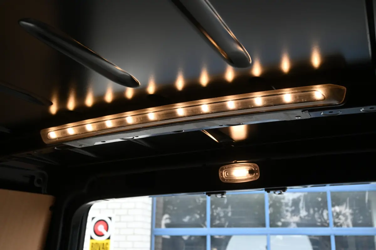 320 L2H2 Select 81kWh Distronic, LED, MBUX Navigatie, Smartphone integratie pakket, Snellader, Etc Windowbags, Winterpakket