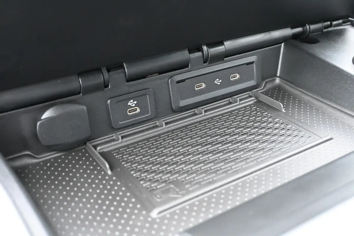 320 L2H2 Select 81kWh Distronic, LED, MBUX Navigatie, Smartphone integratie pakket, Snellader, Etc Windowbags, Winterpakket