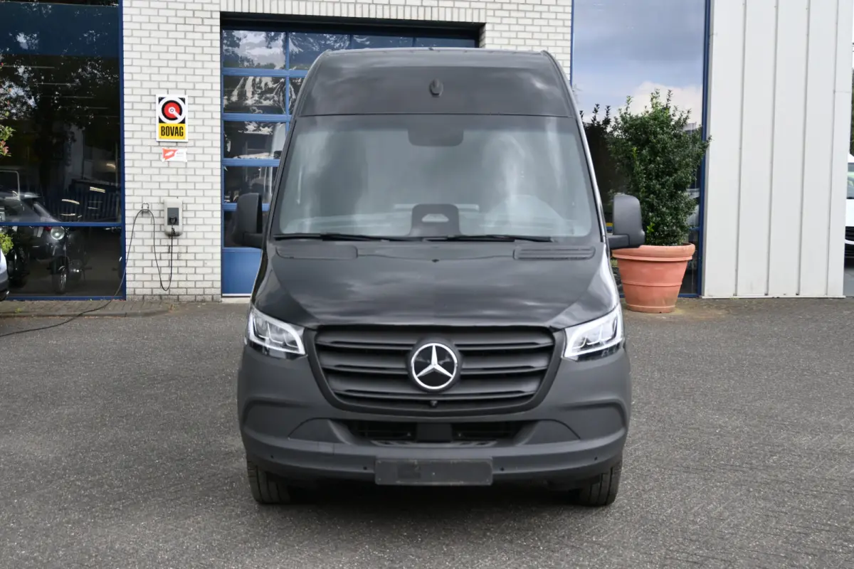 320 L2H2 Select 81kWh Distronic, LED, MBUX Navigatie, Smartphone integratie pakket, Snellader, Etc Windowbags, Winterpakket
