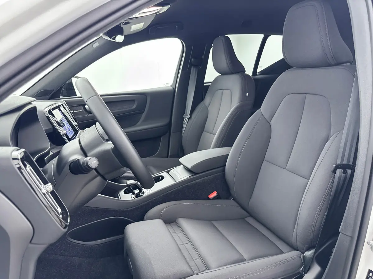 Single Motor Extended Range Core 82 kWh | 19" Allseason | Harman Kardon | 360 Camera | Adaptieve Cruise | BLIS | Stoel/Stuurverwarming | Warmtepomp