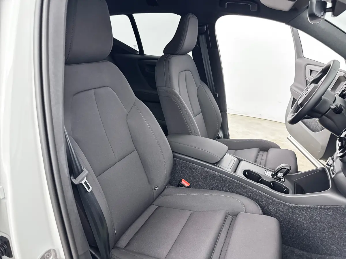 Single Motor Extended Range Core 82 kWh | 19" Allseason | Harman Kardon | 360 Camera | Adaptieve Cruise | BLIS | Stoel/Stuurverwarming | Warmtepomp