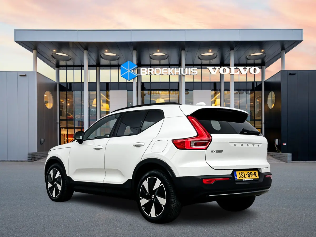 Single Motor Extended Range Core 82 kWh | 19" Allseason | Harman Kardon | 360 Camera | Adaptieve Cruise | BLIS | Stoel/Stuurverwarming | Warmtepomp