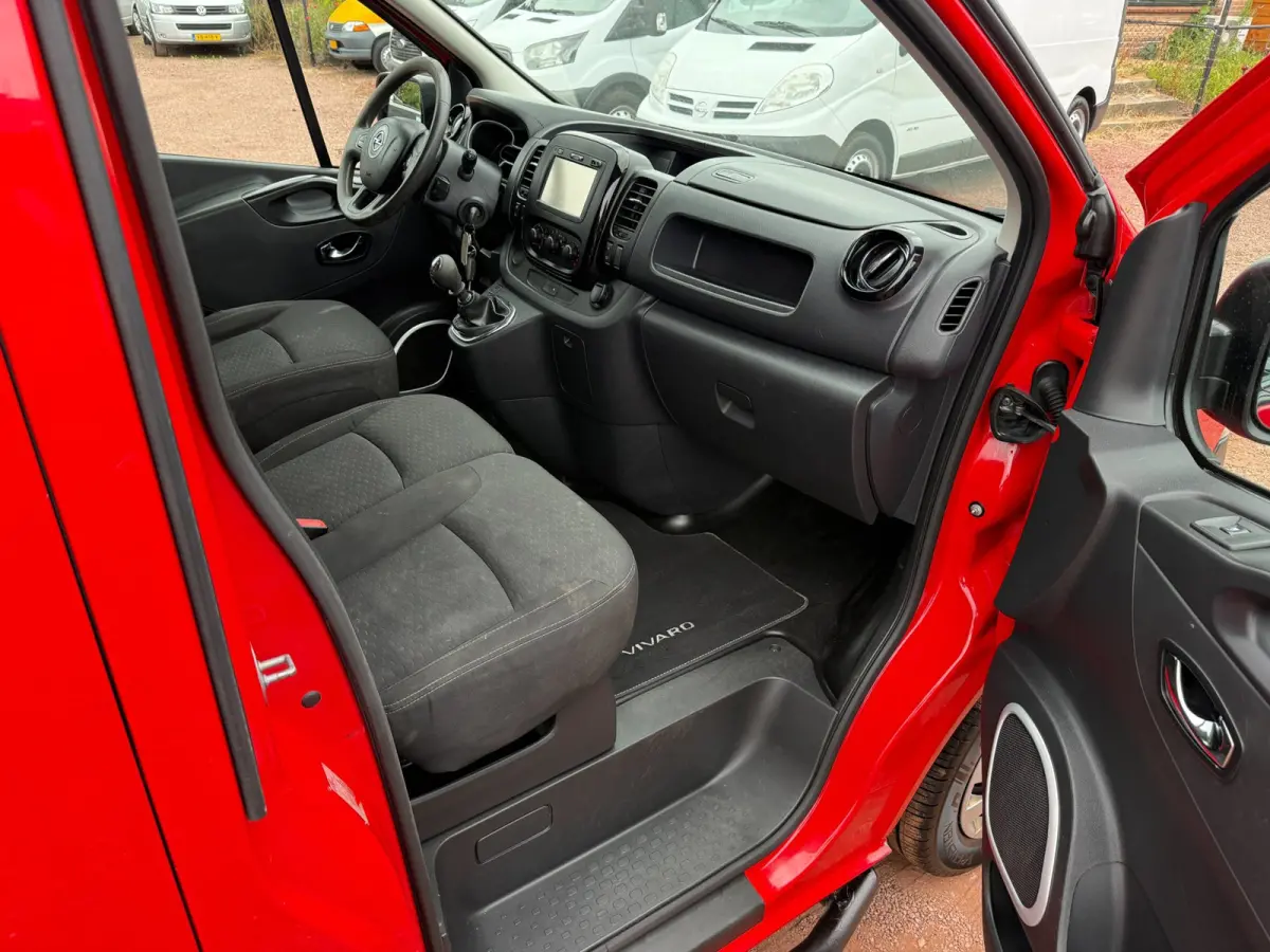 1.6 CDTI L1H1 Cruise Control / Navigatie / Boekjes