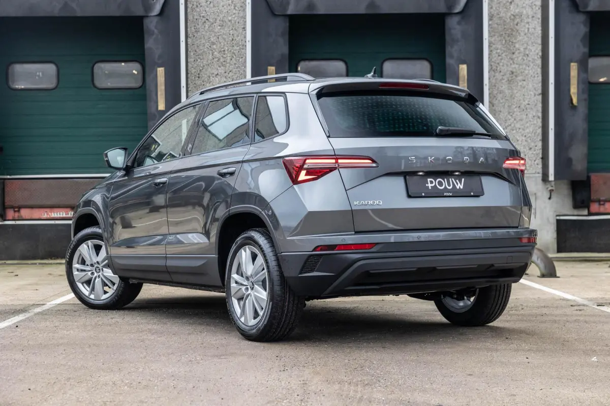 1.0 TSI 115pk Business Edition | Travel Assist Pakket | Navigatie Pakket | Achteruitrijcamera