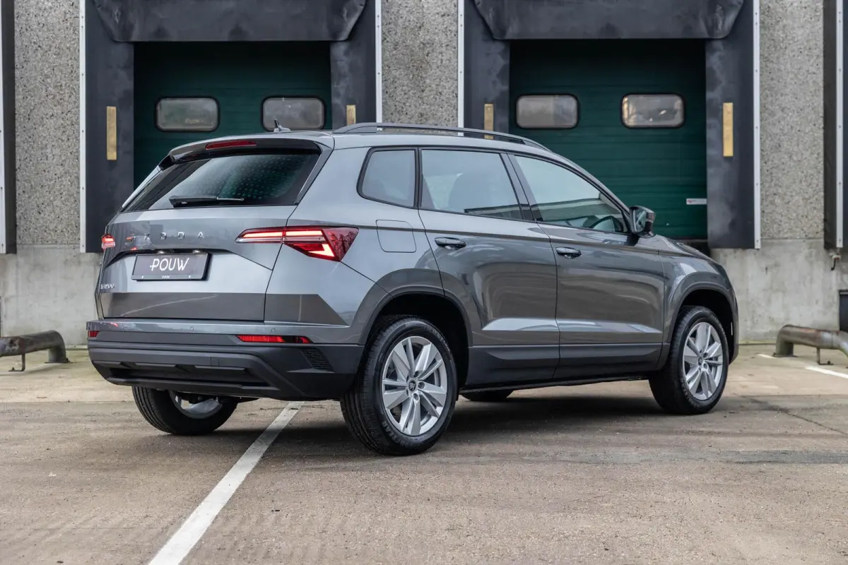 1.0 TSI 115pk Business Edition | Travel Assist Pakket | Navigatie Pakket | Achteruitrijcamera