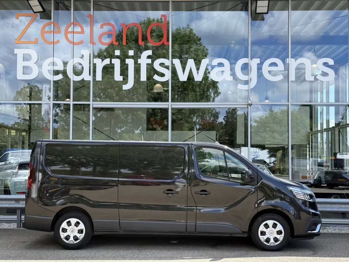 2.0 dCi 130 T30 L2H1 Work Edition | NL-auto | 1e Eig | LED | Navi | Carplay | PDC