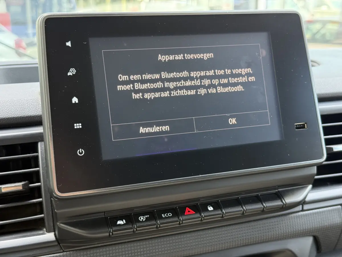 2.0 dCi 130 T30 L2H1 Work Edition | NL-auto | 1e Eig | LED | Navi | Carplay | PDC