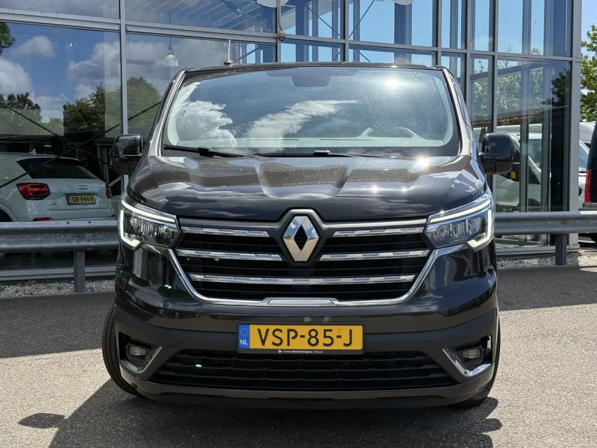 2.0 dCi 130 T30 L2H1 Work Edition | NL-auto | 1e Eig | LED | Navi | Carplay | PDC