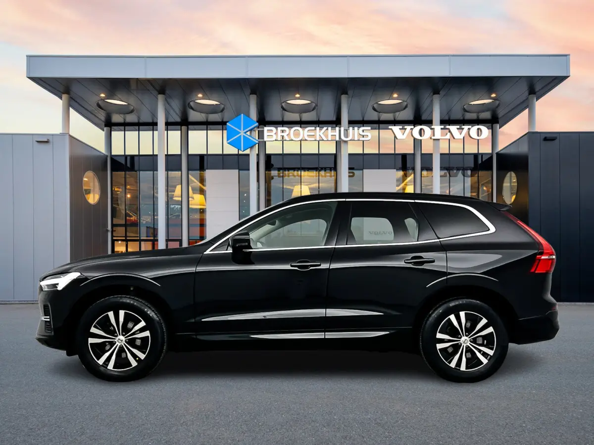 B5 Momentum Business | 18" | Leder | Stoel/Stuur/Achterbankverwarming | Elektr. verst. Stoelen | Parkeercamera | Adaptieve Cruise