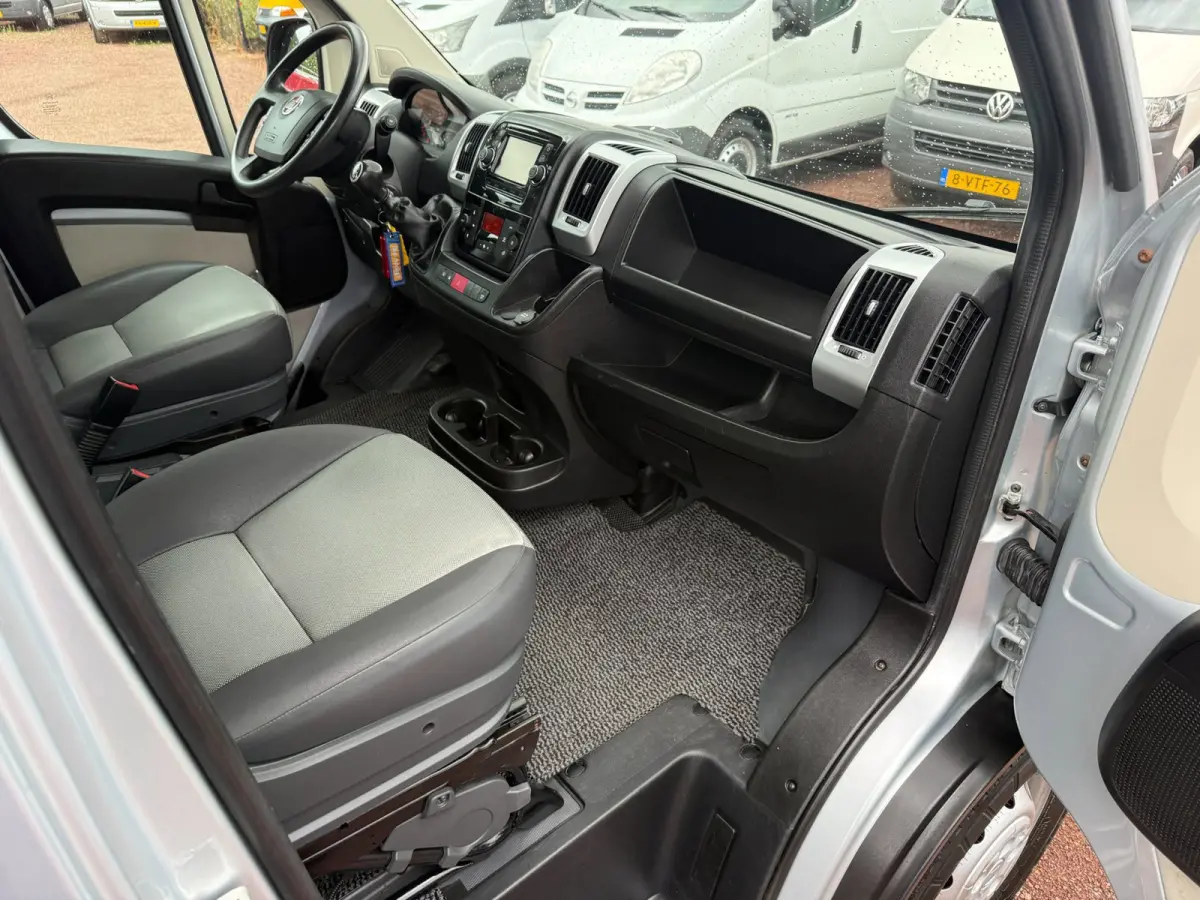 35H 2.3 EURO 6 L2H1 DC 3000kg Trekgewicht