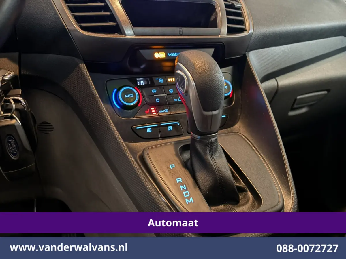 1.5 EcoBlue 120pk Automaat L2H1 Inrichting Euro6 Airco | Navigatie | Camera | LM velgen | Apple Carplay Android Auto, Cruisecontrol, Trekhaak, Verwarmde voorruit, Stoelverwarming, Parkeersen