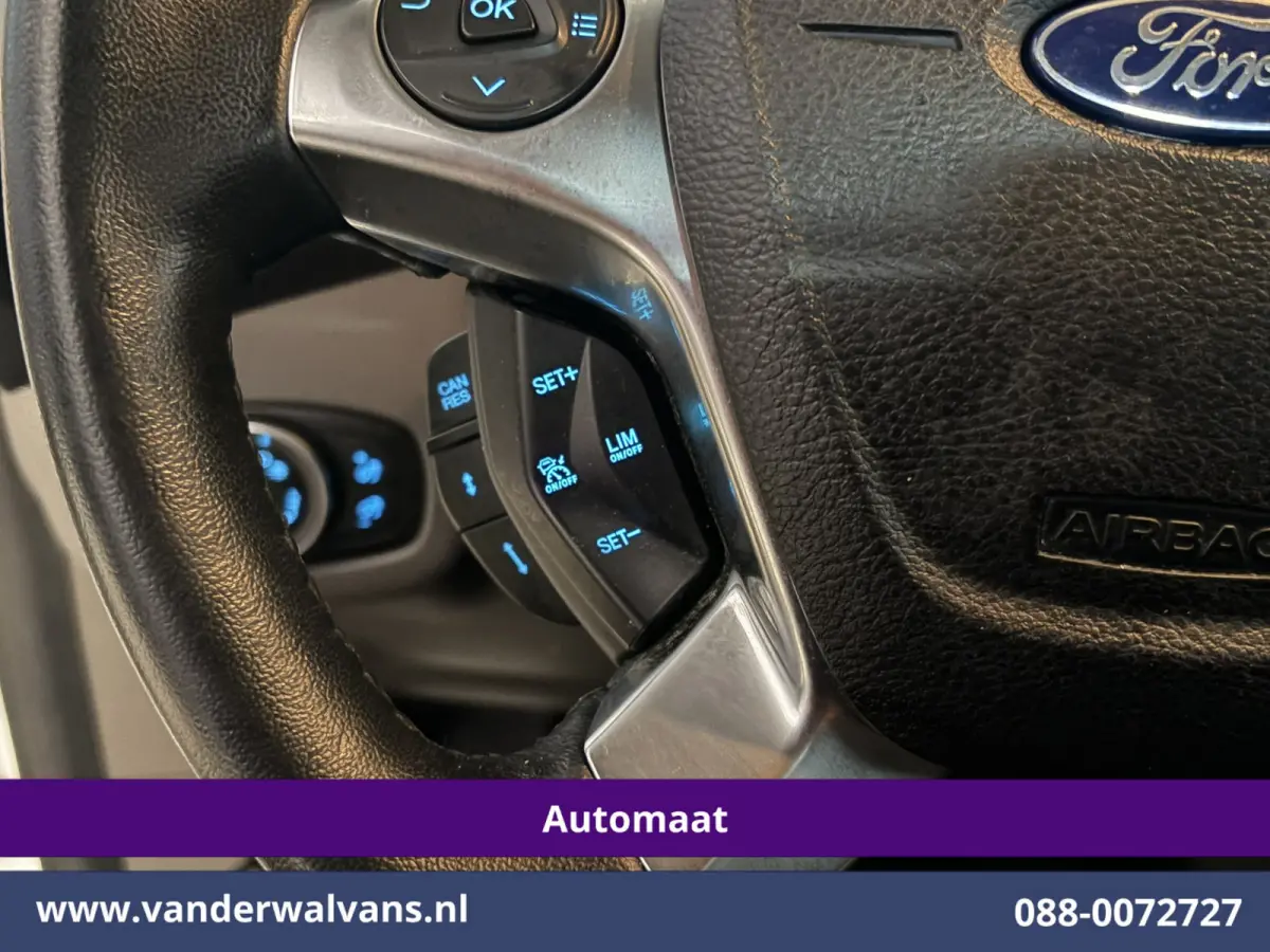 1.5 EcoBlue 120pk Automaat L2H1 Inrichting Euro6 Airco | Navigatie | Camera | LM velgen | Apple Carplay Android Auto, Cruisecontrol, Trekhaak, Verwarmde voorruit, Stoelverwarming, Parkeersen