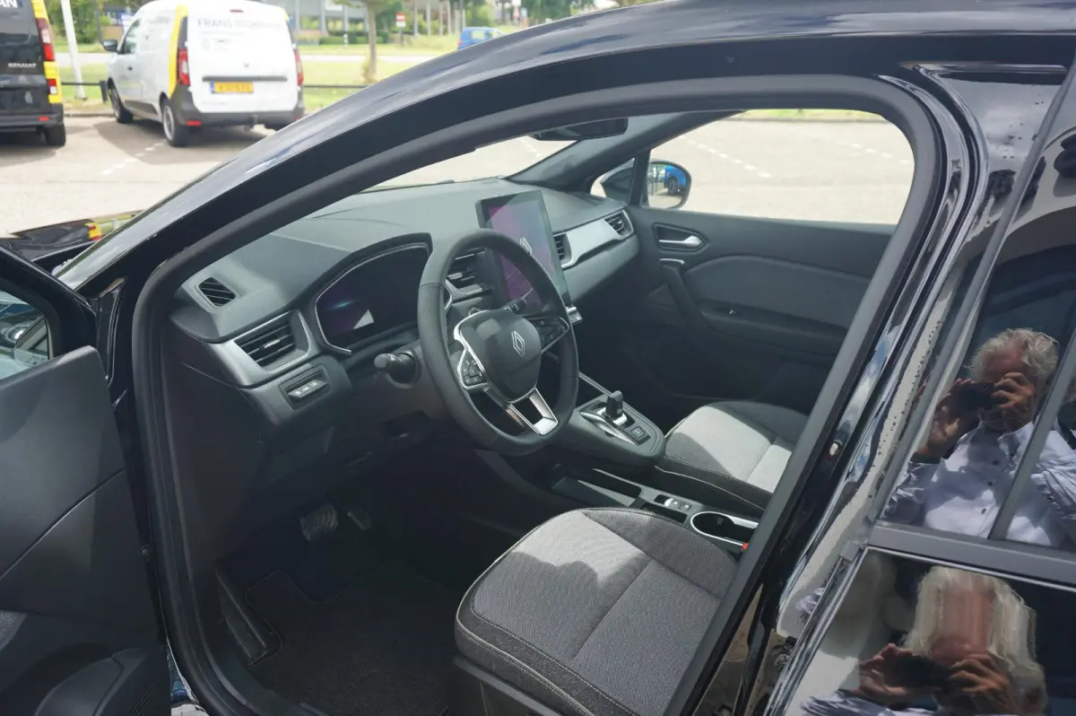 1.8 E-Tech full hybrid 160 techno