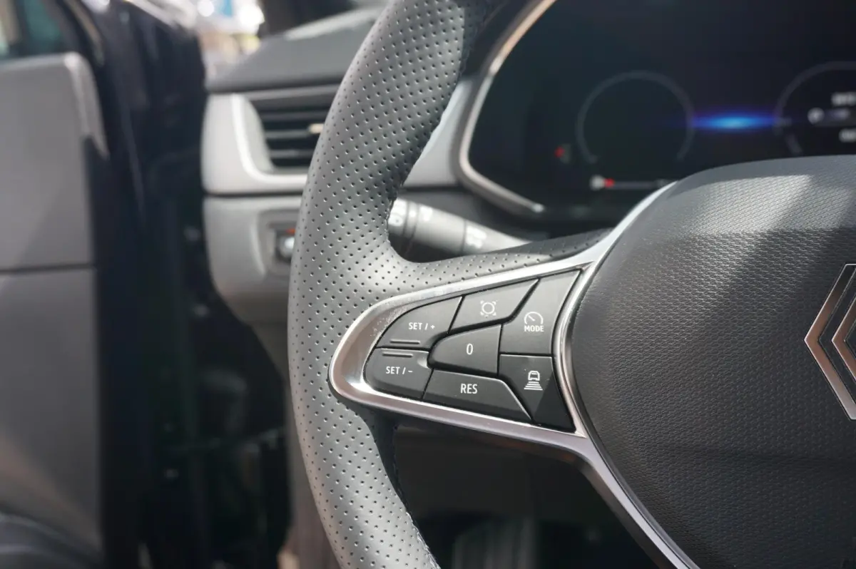 1.8 E-Tech full hybrid 160 techno
