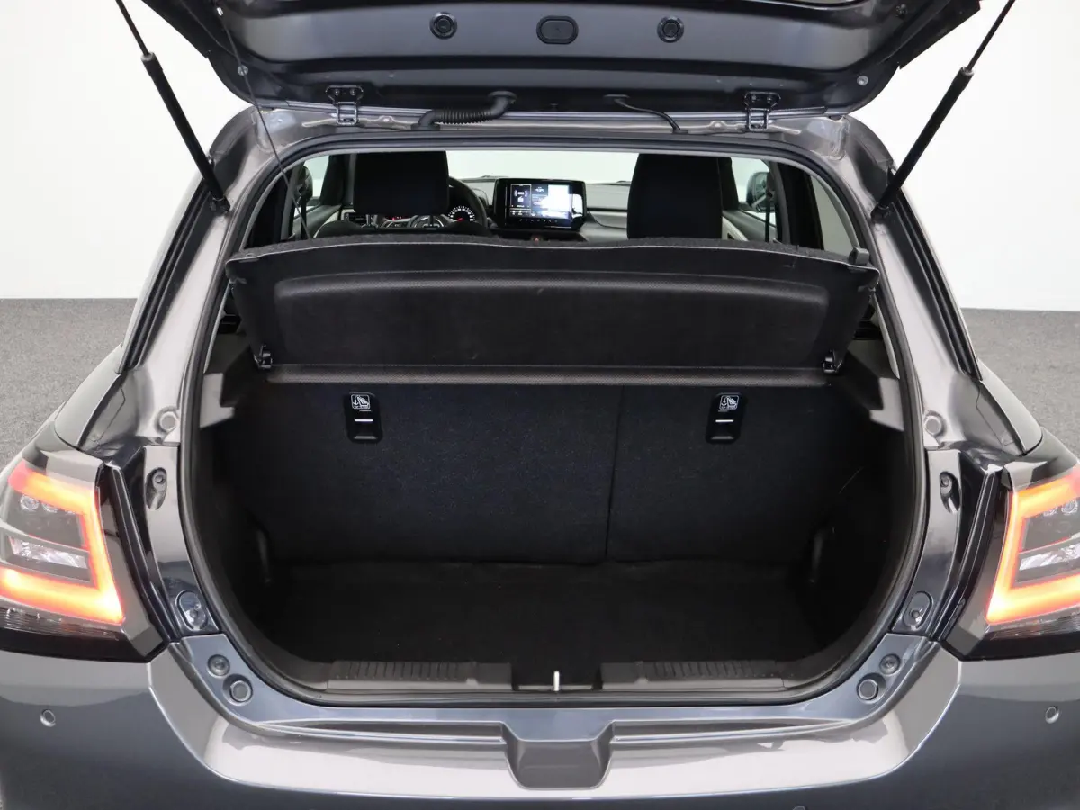 1.2 Comfort Smart Hybrid | Achteruitrijcamera | Stoelverwarming | Adaptieve cruise control | Navigatie |