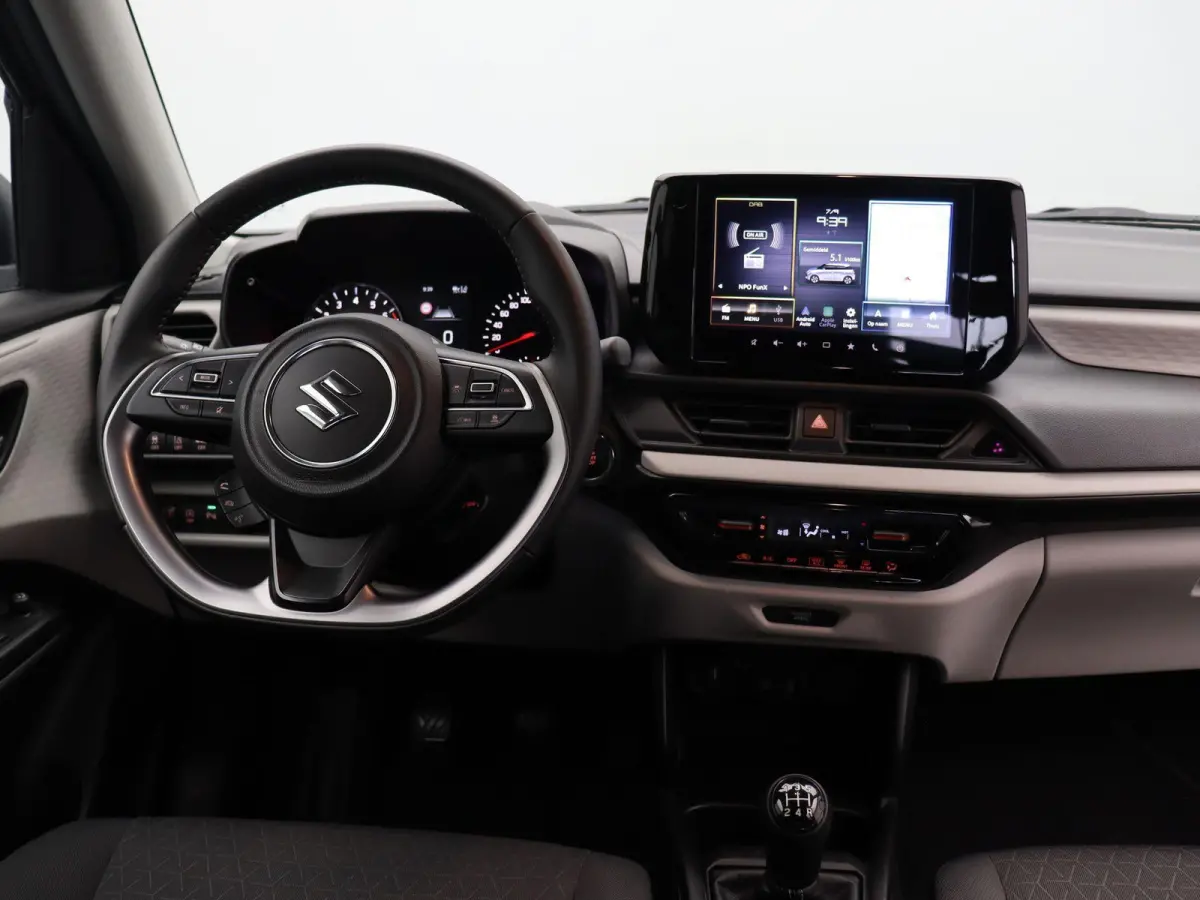 1.2 Comfort Smart Hybrid | Achteruitrijcamera | Stoelverwarming | Adaptieve cruise control | Navigatie |