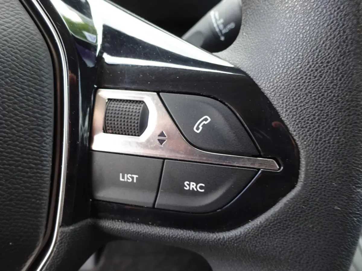 1.2 PureTech Pro BENZINE AIRCO NAVI CRUISE CONTROL PDC SCHUIFDEUR