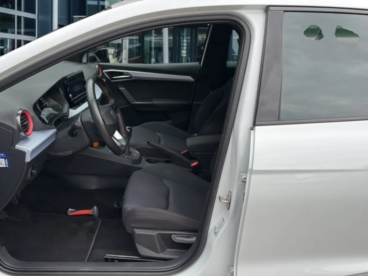 1.0 TSI FR CRUISE/PDC/LED/CLIMA/CARPLAY/DAB